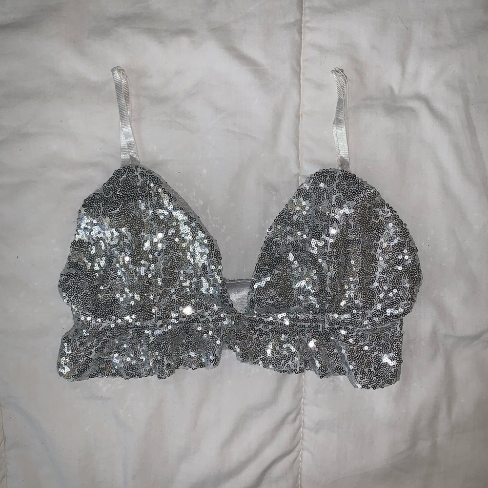 Sparkly silver top - Picture 2 of 3